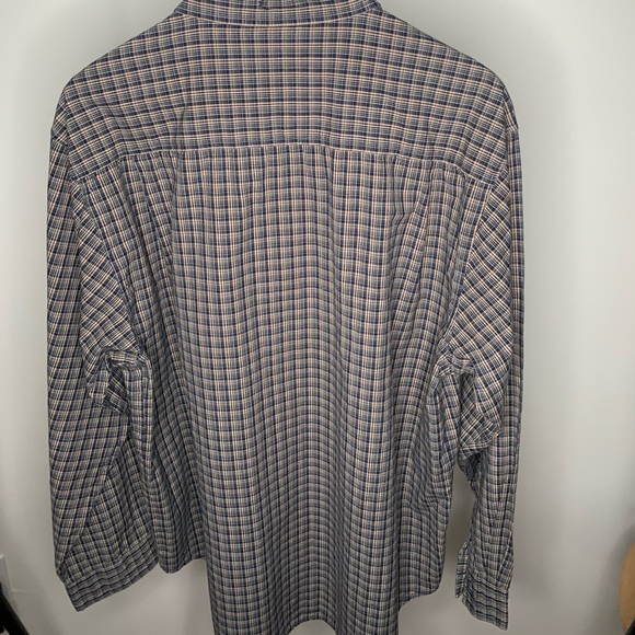 Levi’s button up - Picture 3 of 3